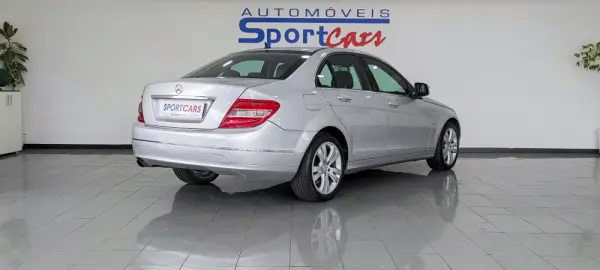 Mercedes-Benz C 220 CDi Avantgarde Aut. 2