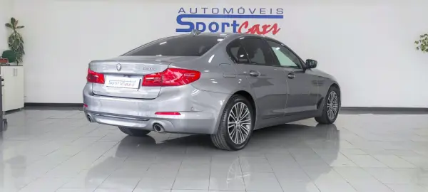 BMW 520 d Line Sport Auto 12