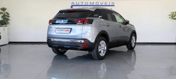 Peugeot 3008 1.5 BlueHDi Active 12