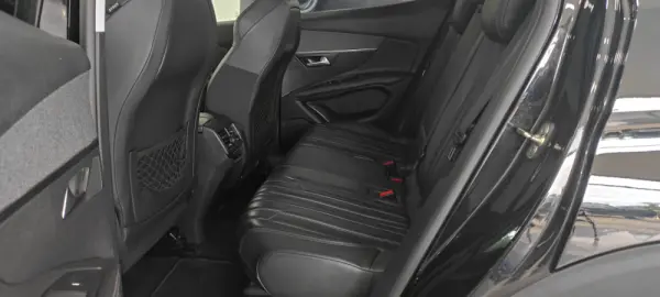 Peugeot 3008 1.6 BlueHDi Allure EAT6 J18 18