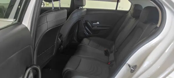 Mercedes-Benz A 250 A 250e 18