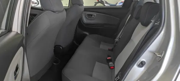 Toyota Yaris 1.0 VVT-i Comfort 6