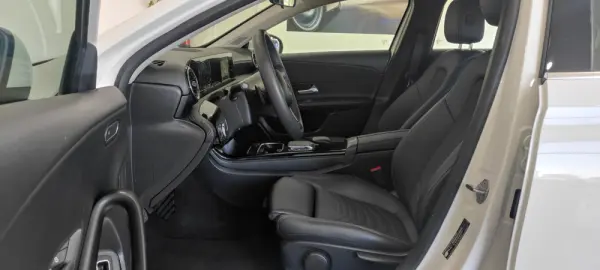 Mercedes-Benz A 250 A 250e 16