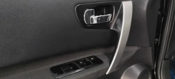 Nissan Qashqai +2 Outro 38