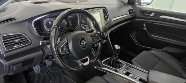Renault Mégane Sport Tourer 1.5 Blue dCi Bose Edition 17
