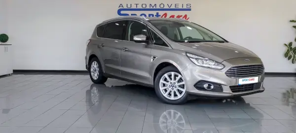 Ford S-Max 2.0 TDCi Titanium Powershift 3