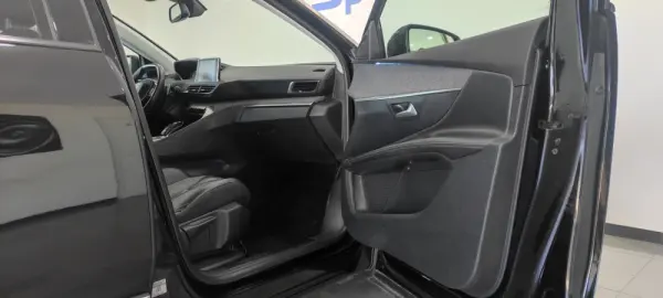 Peugeot 3008 1.6 BlueHDi GT Line EAT6 22