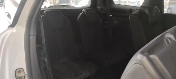 Peugeot 5008 2.0 BlueHDi GT EAT8 22