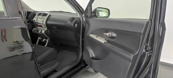 Toyota Urban Cruiser Outro 21