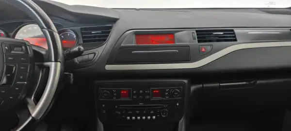 Citroen C5 1.6 HDi VTR 28