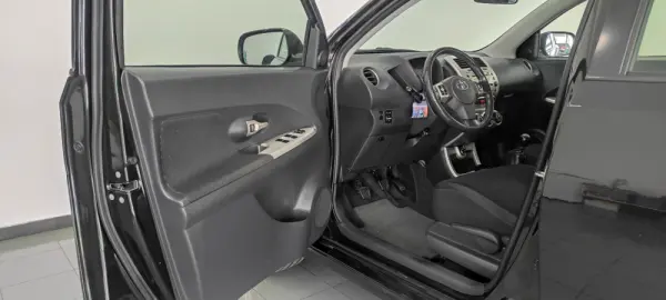 Toyota Urban Cruiser Outro 15