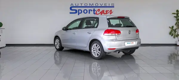 Volkswagen Golf 1.6 TDi Confortline 15