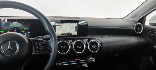 Mercedes-Benz A 250 A 250e 27