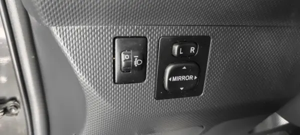 Toyota Urban Cruiser Outro 37