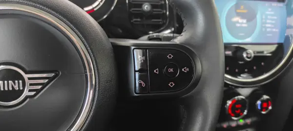 MINI 3 Portas Cooper Sport Edition 36