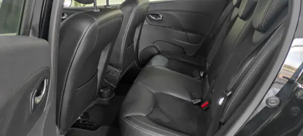 Renault Clio Sport Tourer Outro 18