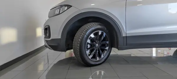 Volkswagen T-Cross 1.0 TSI Urban 41