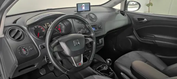 SEAT Ibiza 1.2 TSI FR 5