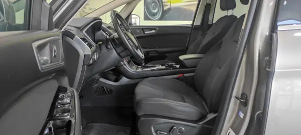 Ford S-Max 2.0 TDCi Titanium Powershift 16