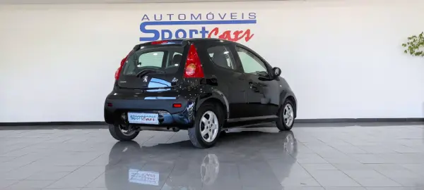 Peugeot 107 1.0 Urban 12