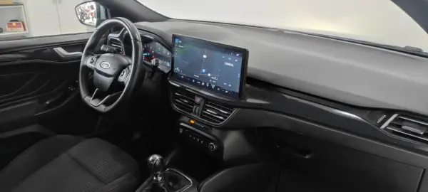 Ford Focus 1.0 EcoBoost MHEV ST-Line 23