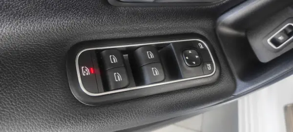 Mercedes-Benz A 250 A 250e 49