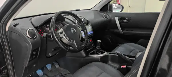 Nissan Qashqai +2 Outro 5