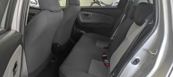Toyota Yaris 1.0 VVT-i Comfort 18