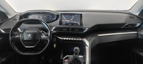 Peugeot 3008 1.5 BlueHDi Active 8