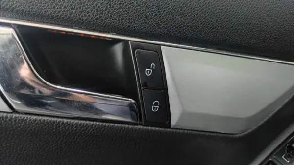 Mercedes-Benz C 250 CDI Classic BlueEfficiency 44