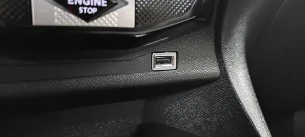 DS DS3 Crossback 1.2 PureTech Grand Chic EAT8 37
