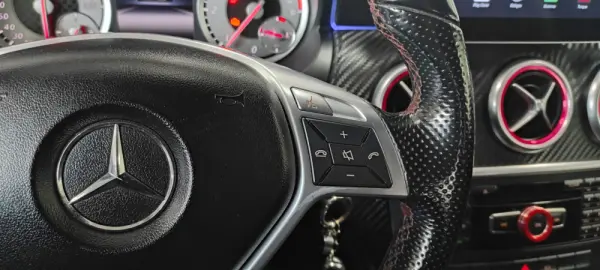 Mercedes-Benz A 180 CDi BE AMG Line 38