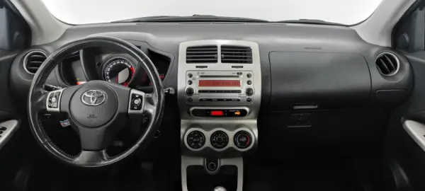 Toyota Urban Cruiser Outro 8