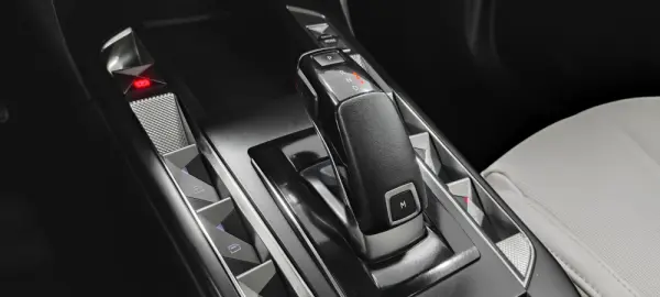 DS DS3 Crossback 1.2 PureTech Grand Chic EAT8 41