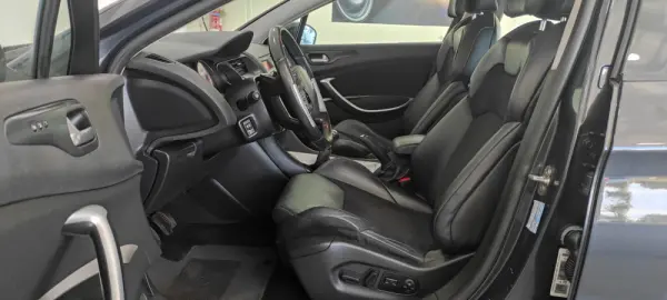Citroen C5 1.6 HDi VTR 16