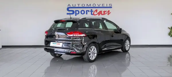 Renault Clio Sport Tourer Outro 2