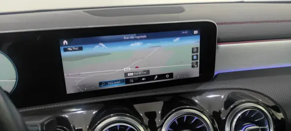 Mercedes-Benz CLA 200 d AMG Line Aut. 33