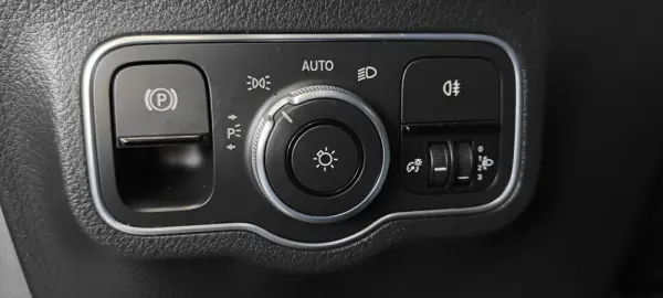 Mercedes-Benz B 180 d Progressive Aut. 44