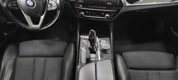 BMW 520 d Line Sport Auto 38