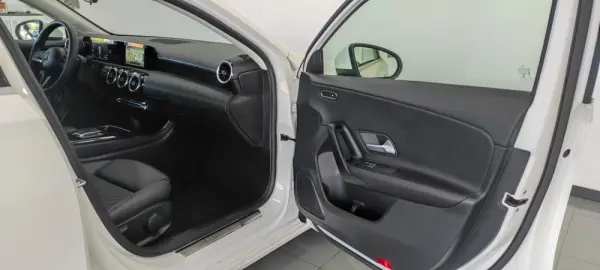 Mercedes-Benz A 250 A 250e 22