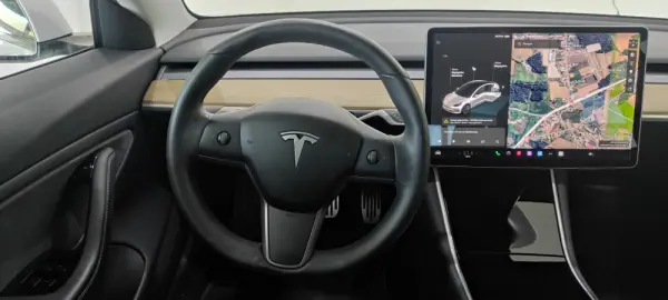 Tesla Model 3 Long Range AWD Dual Motor 9