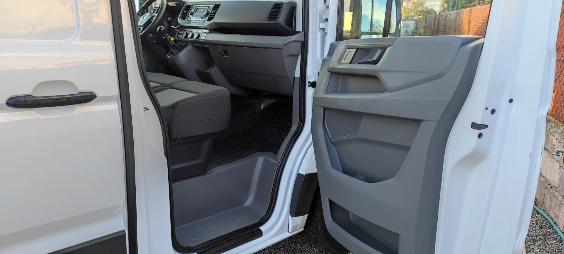 Volkswagen Crafter 35 2.0 TDI L3H3 Net Extra AC 22