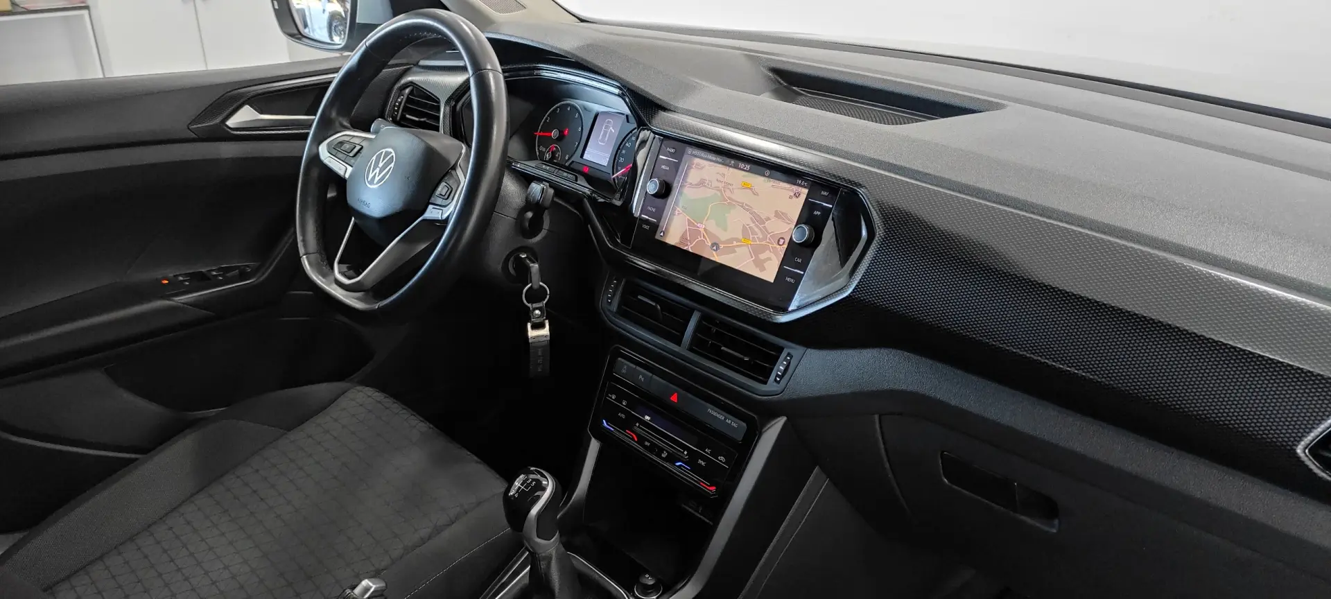 Volkswagen T-Cross 1.0 TSI Urban 24