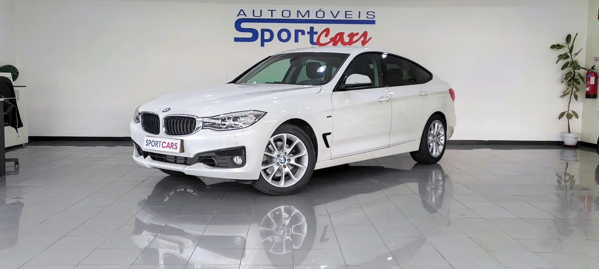 BMW 328 i xDrive Line Sport Auto 11