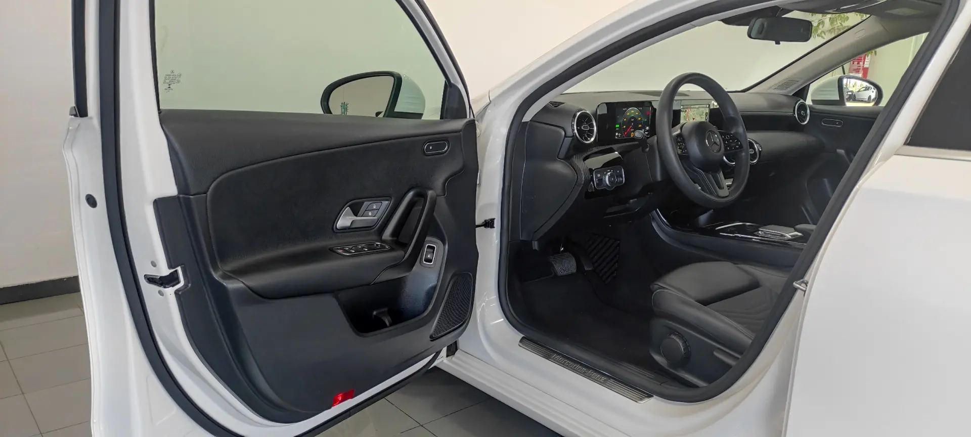 Mercedes-Benz A 250 A 250e 15