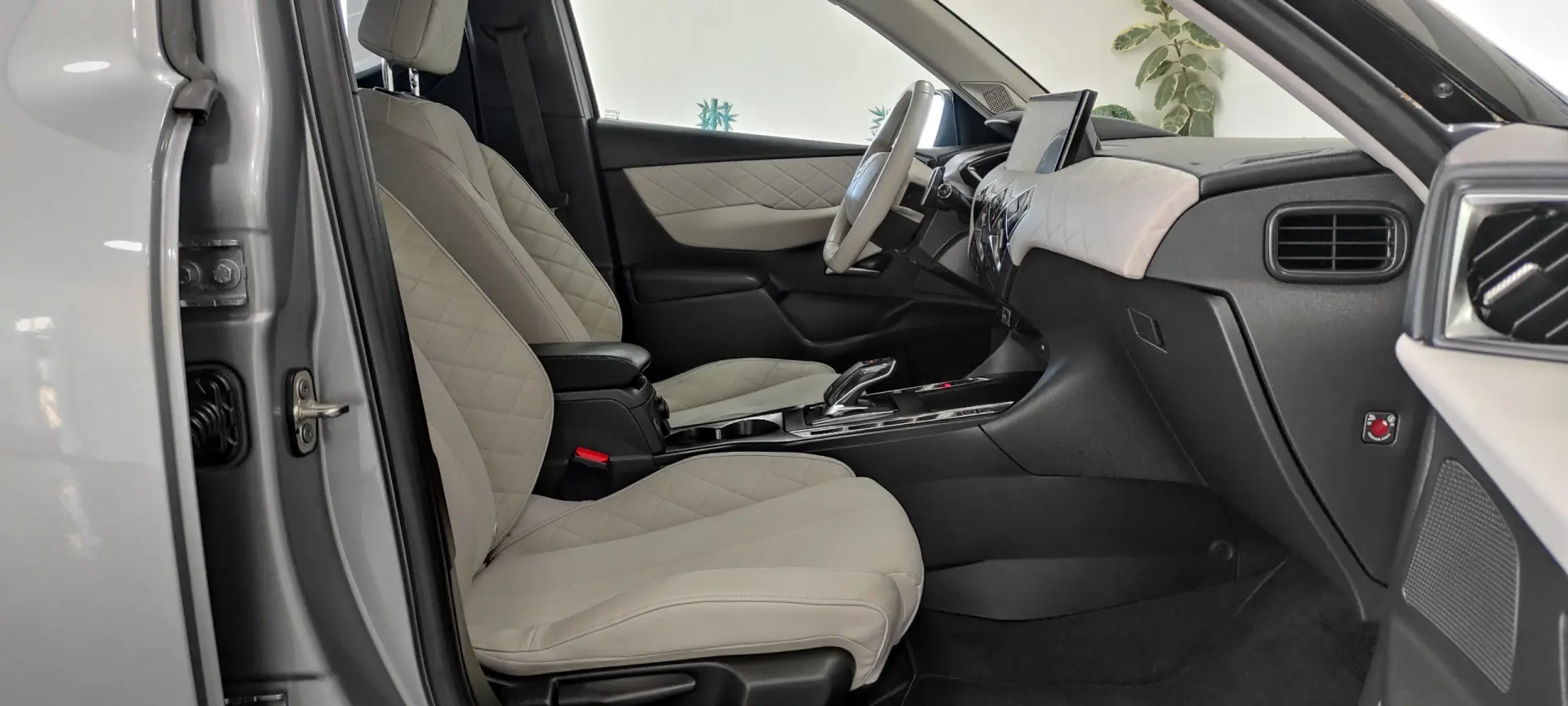 DS DS3 Crossback 1.2 PureTech Grand Chic EAT8 23