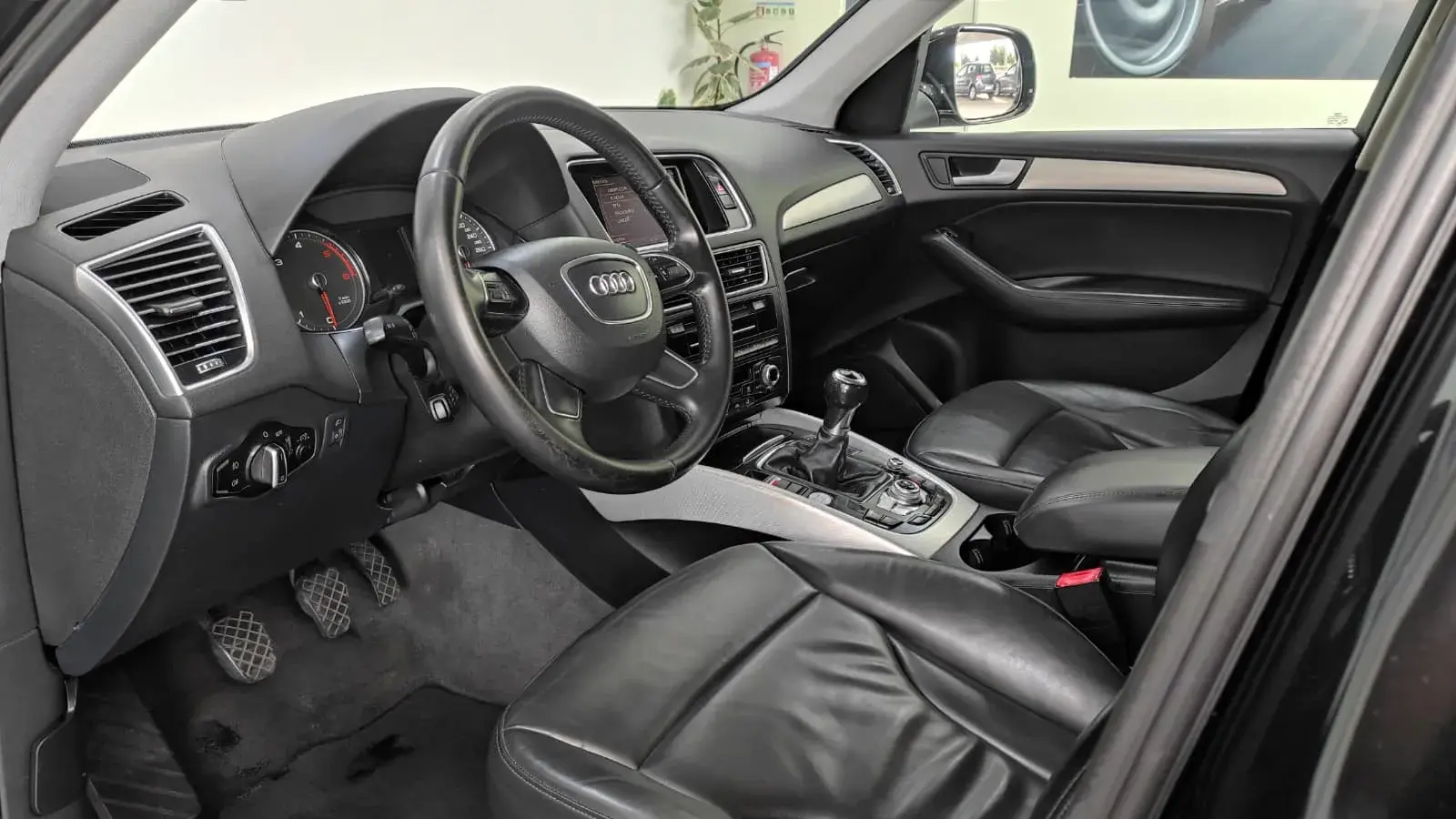 Audi Q5 2.0 TDi Sport 16