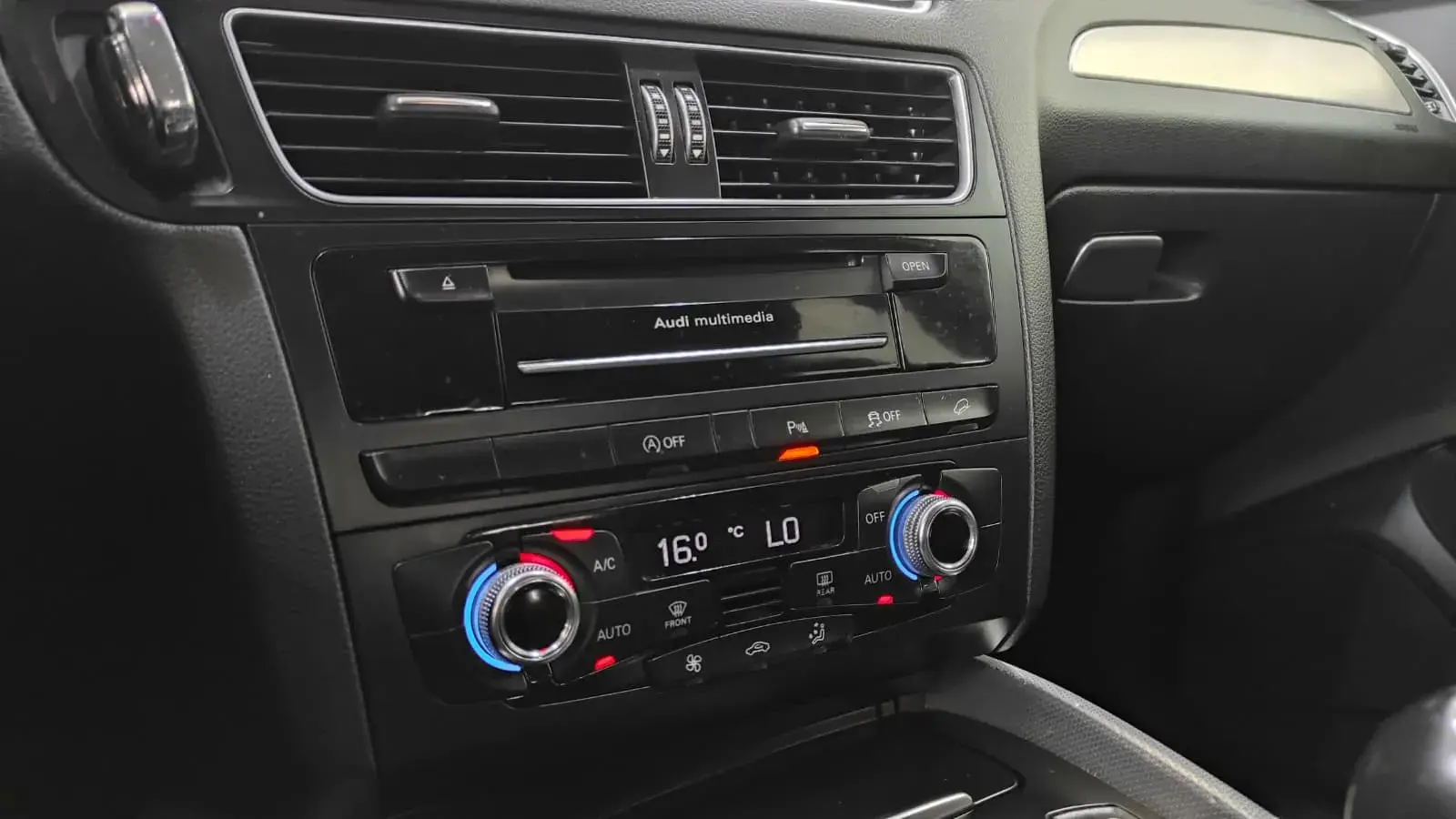 Audi Q5 2.0 TDi Sport 38