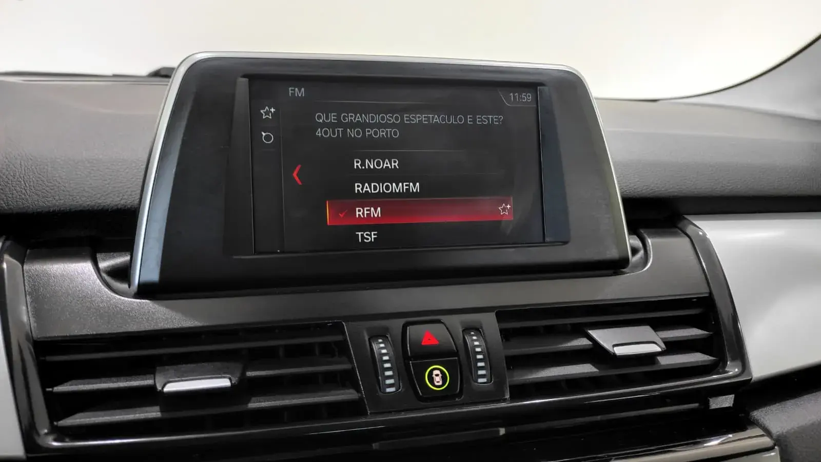 BMW 216 Active Tourer d Advantage 36