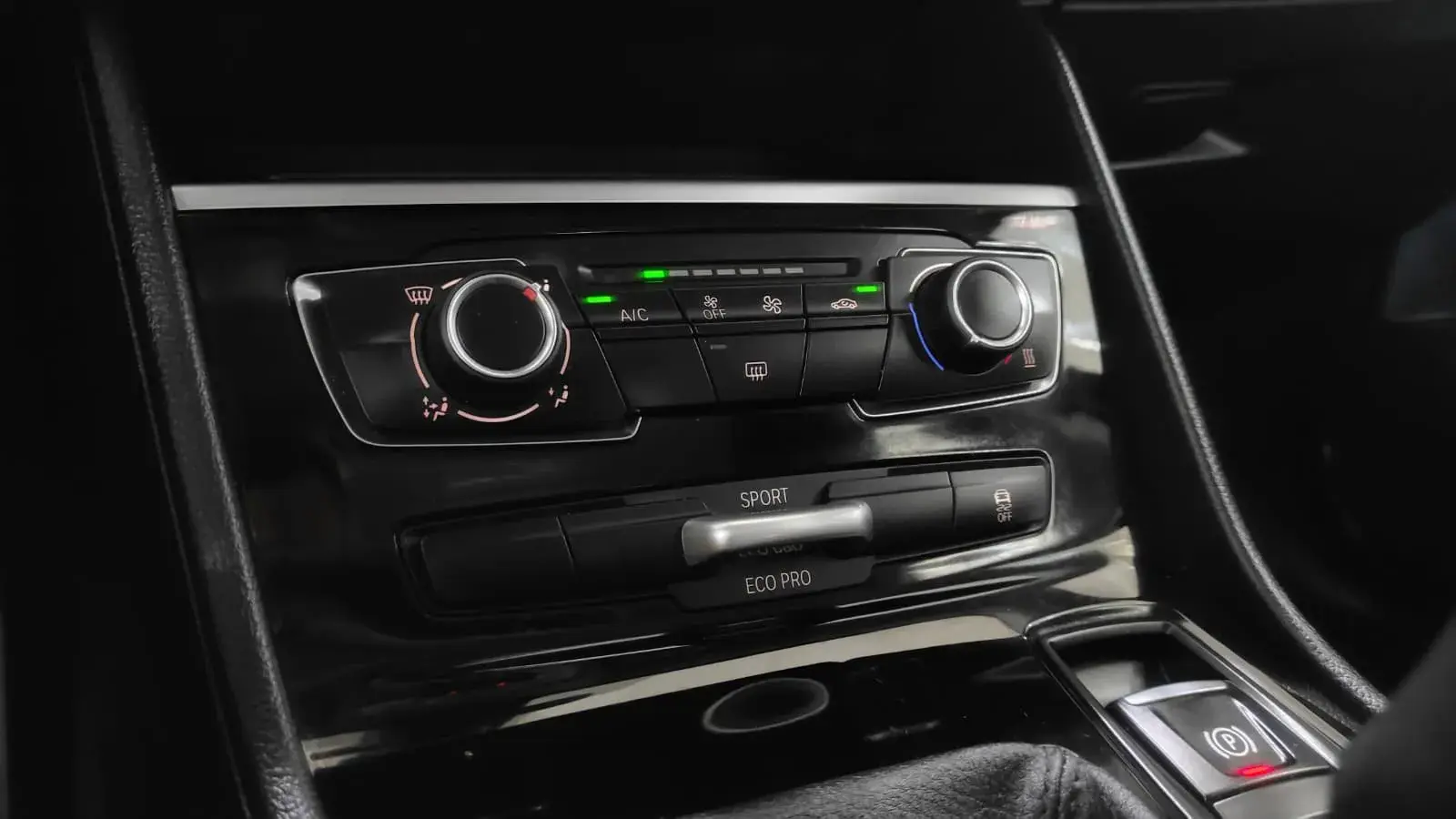 BMW 216 Active Tourer d Advantage 38